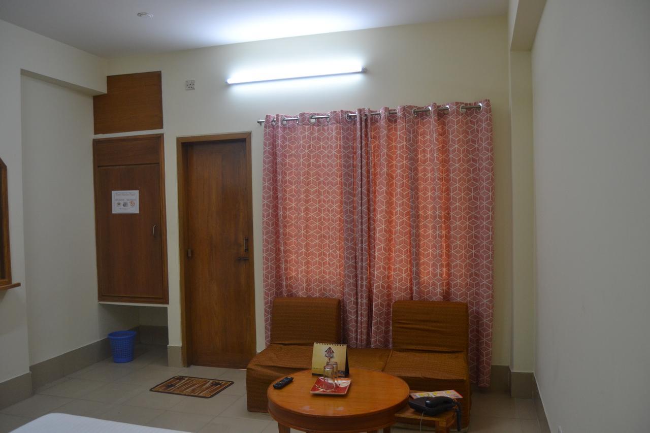 Hotel Marine Plaza Koks Badźar Zewnętrze zdjęcie