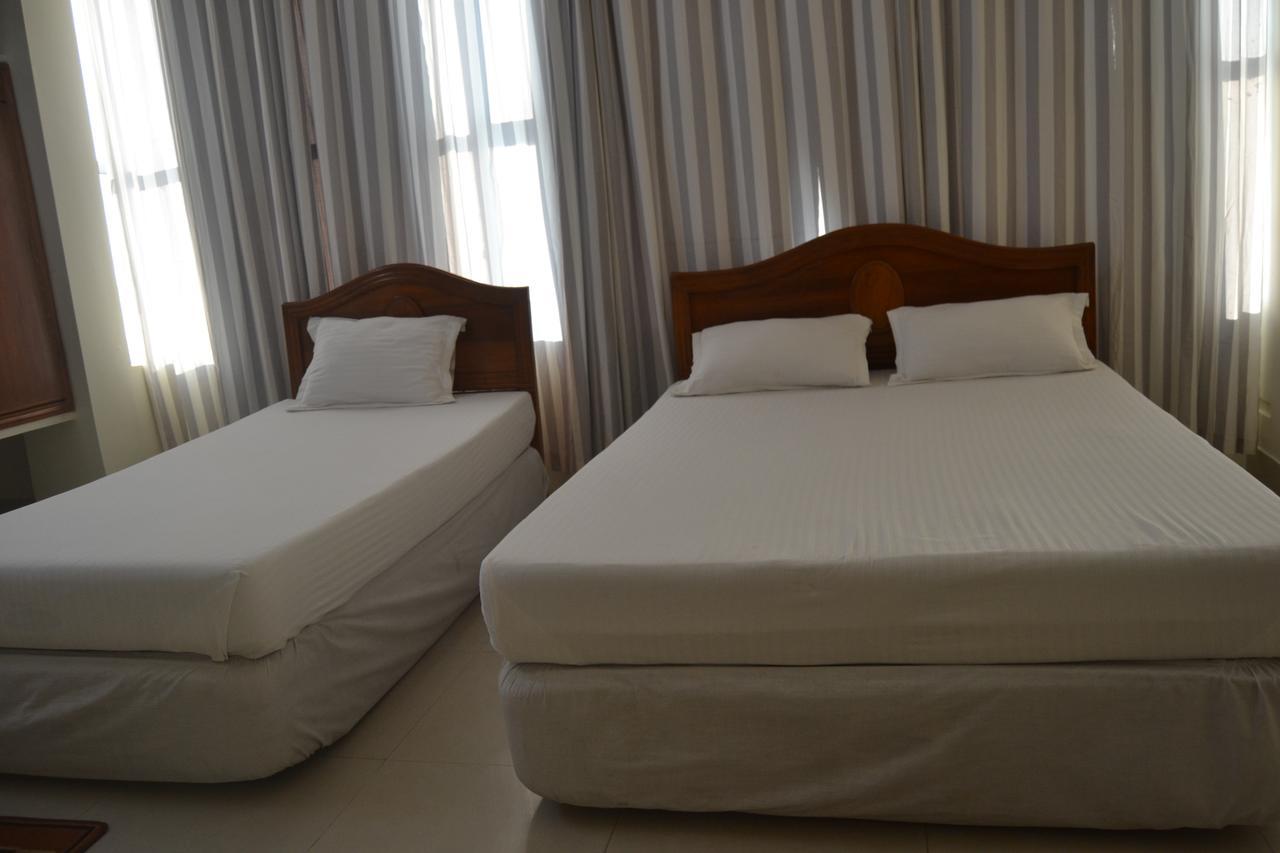 Hotel Marine Plaza Koks Badźar Zewnętrze zdjęcie